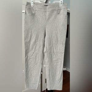 Gray skinny pants